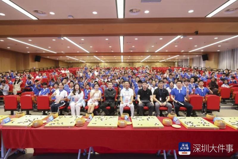 世界冠军杨, 同学们或凝, AA 世界冠军杨, 同学们或凝, AA