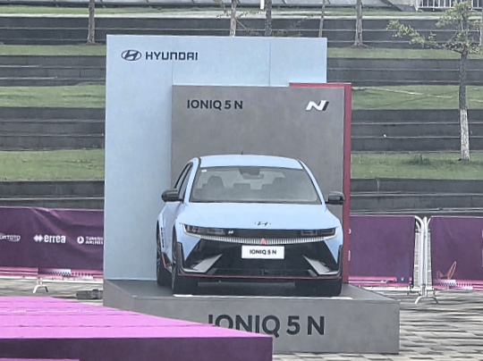 博格林全力, yid, 新一代帕里